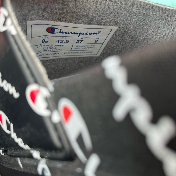 Champion black slides size 9M. Hardly worn. EUC - Picture 3 of 3